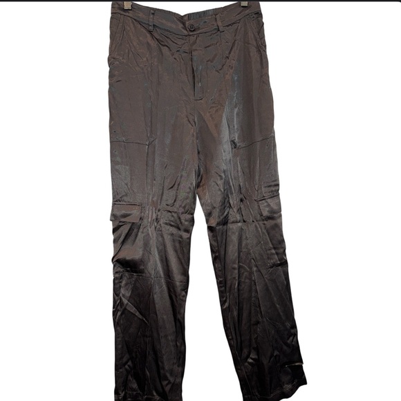 YFB DARK GRAY CARGO PANTS SIZE MEDIUM NEW W/ TAG - Picture 1 of 11